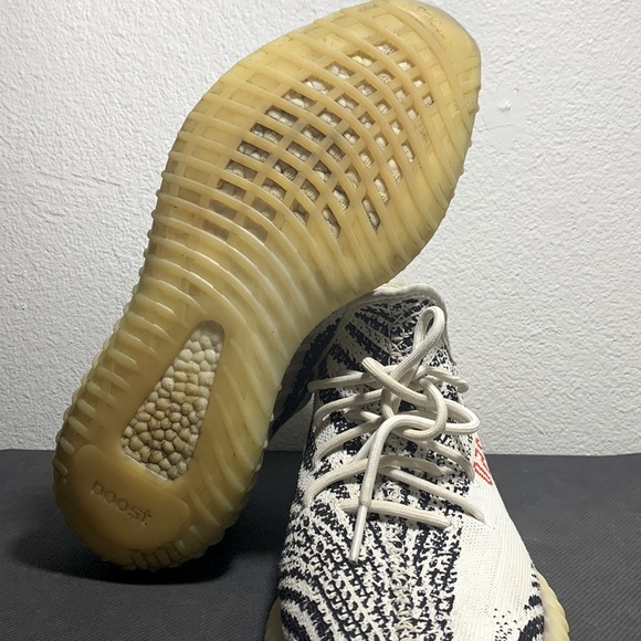 Yeezy 350 Boost V2 - Zebra - Picture 4 of 6
